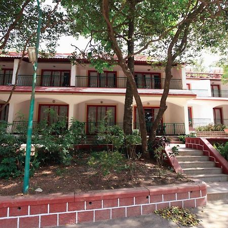 Usha Ascot Hotel Matheran Exterior foto