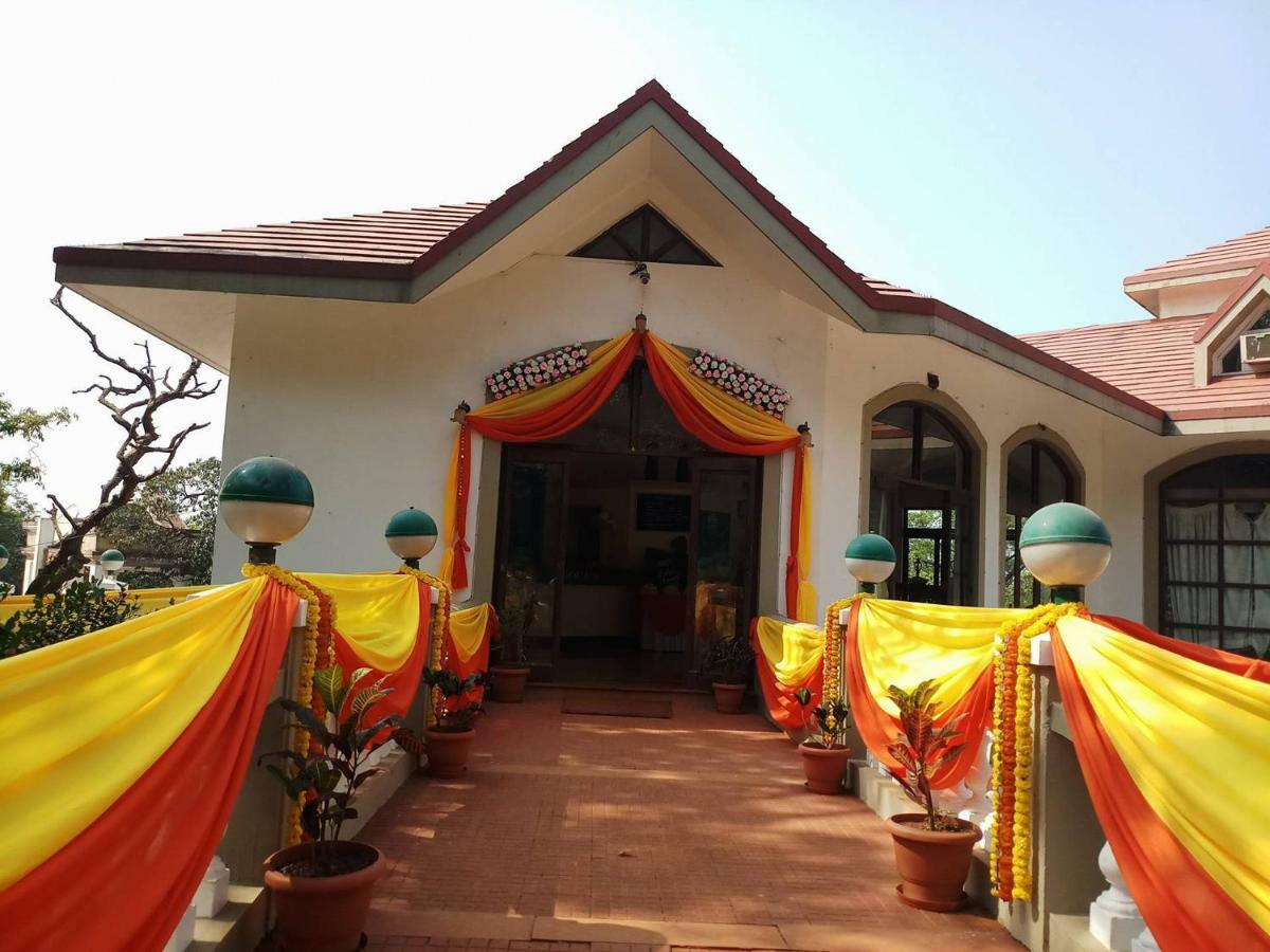 Usha Ascot Hotel Matheran Exterior foto