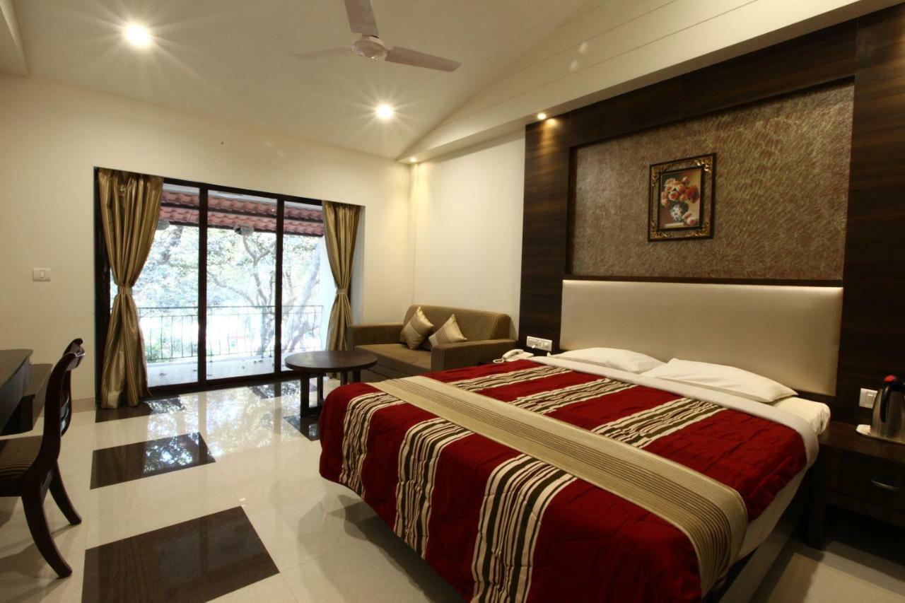 Usha Ascot Hotel Matheran Exterior foto
