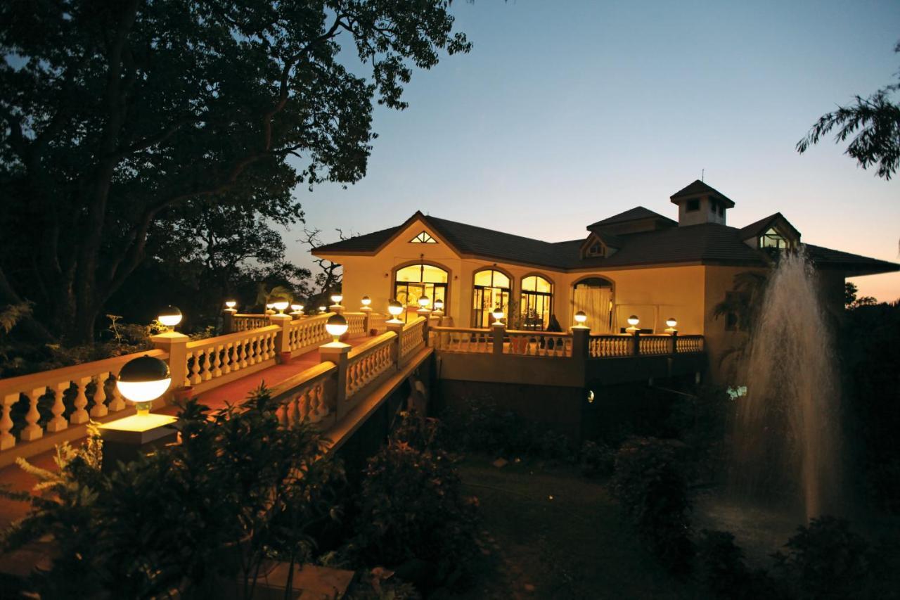 Usha Ascot Hotel Matheran Exterior foto